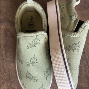 Kids Dinosaur Print Slip-On Shoes - Green